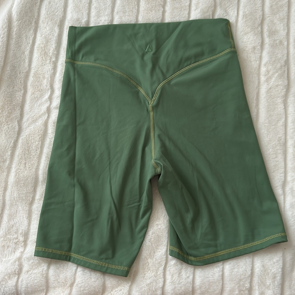 BUNDLE Vitality bike shorts - Picture 3 of 5